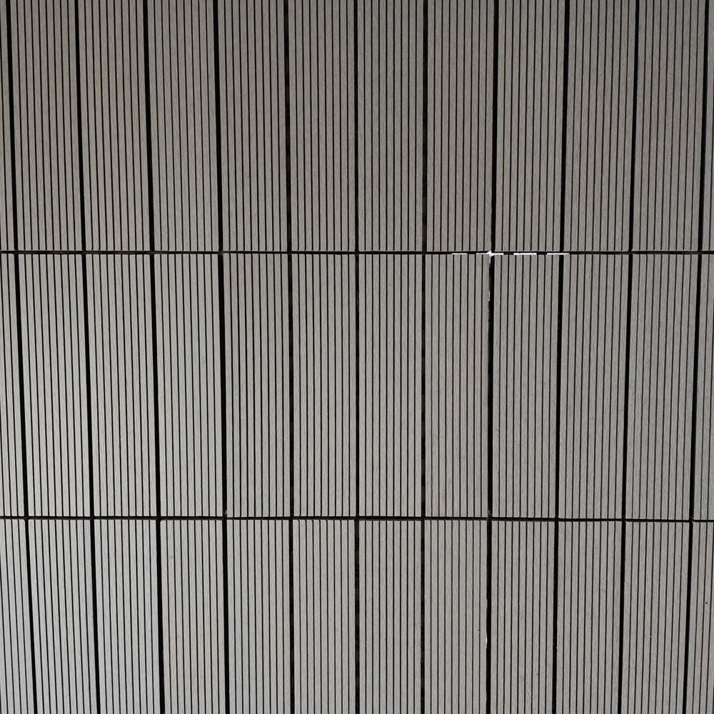 558181641